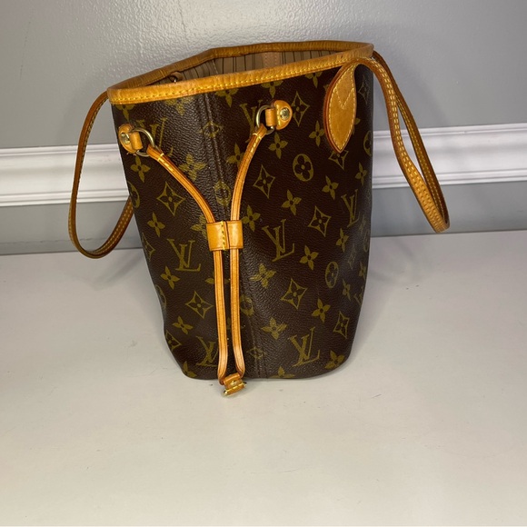 Louis Vuitton Monogram Neverfull PM and Dust Bag - Picture 14 of 16